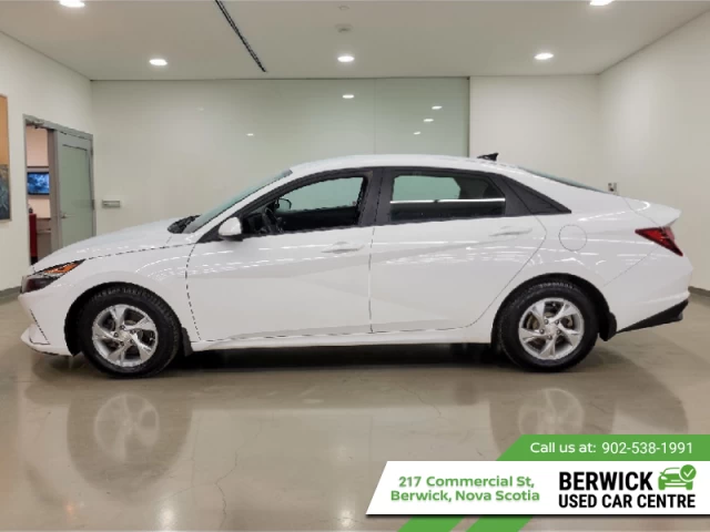 Hyundai Elantra Essential Manual 2021