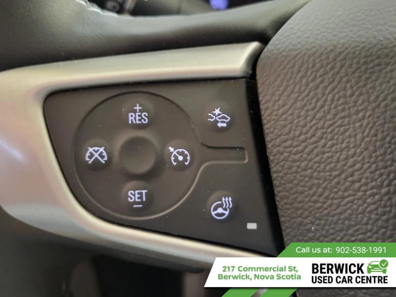 2023 GMC Terrain SLT Main Image