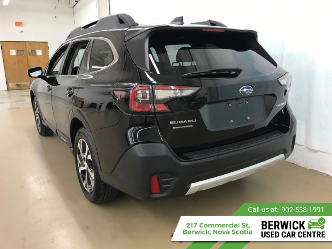2022 Subaru Outback Limited Main Image