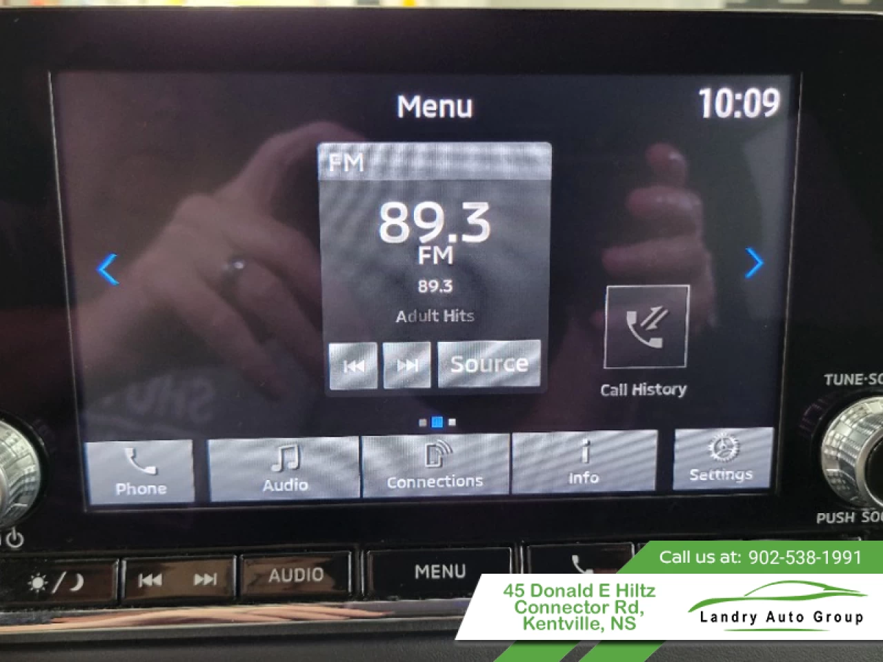 2024 Mitsubishi Outlander ES S-AWC Main Image
