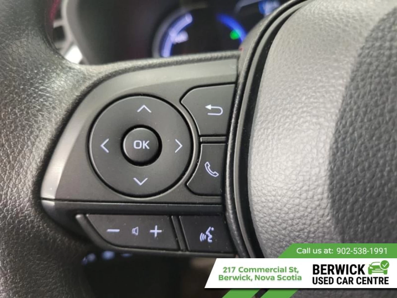 2025 Toyota RAV4 Hybrid LE Main Image