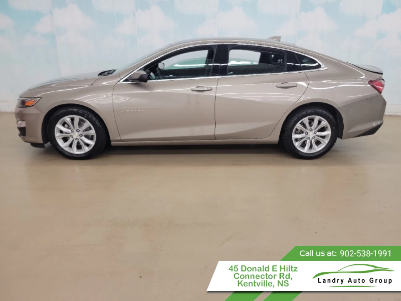 2022 Chevrolet Malibu LT Main Image
