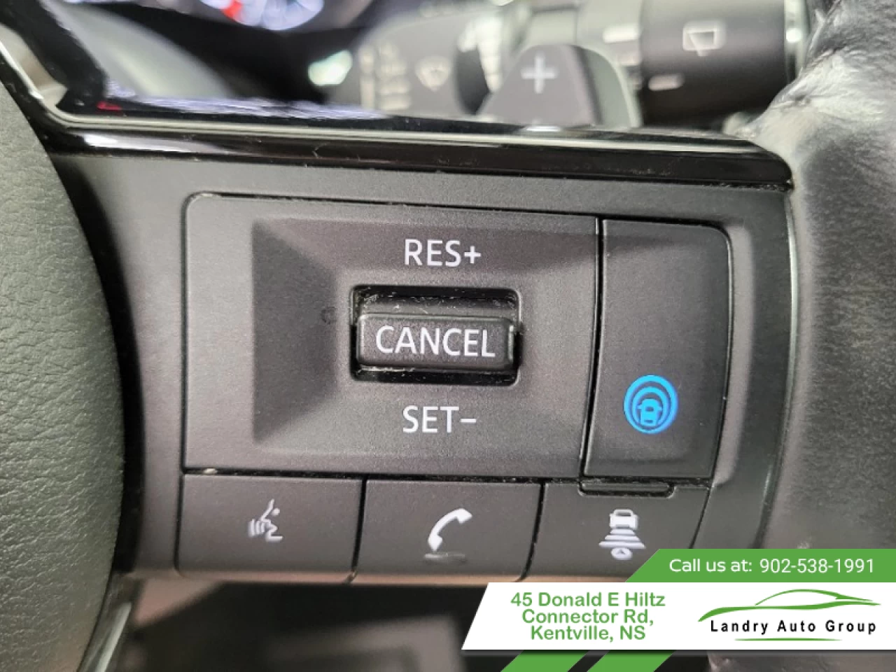 2022 Nissan Pathfinder S Main Image