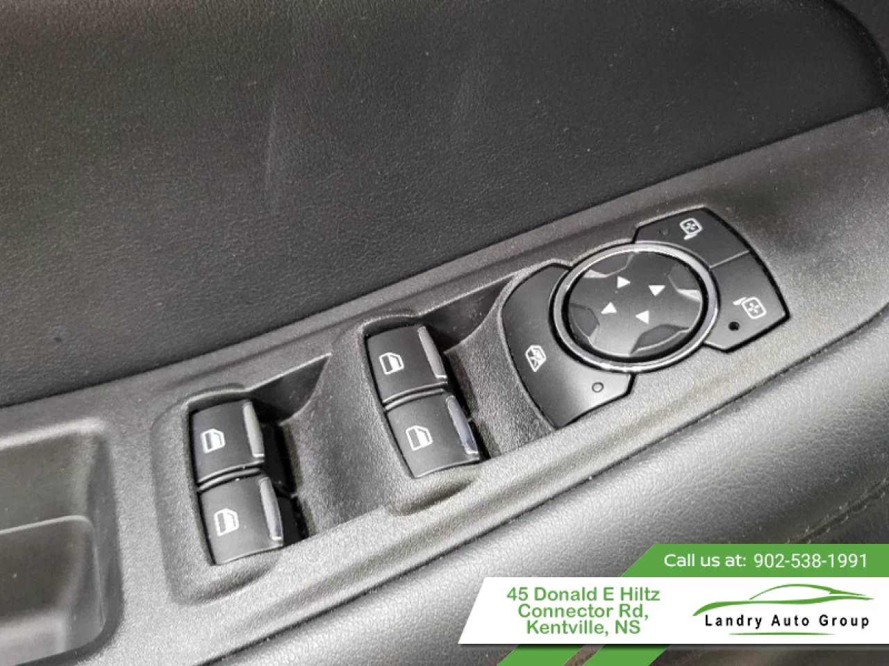 2021 Ford Edge SEL Main Image