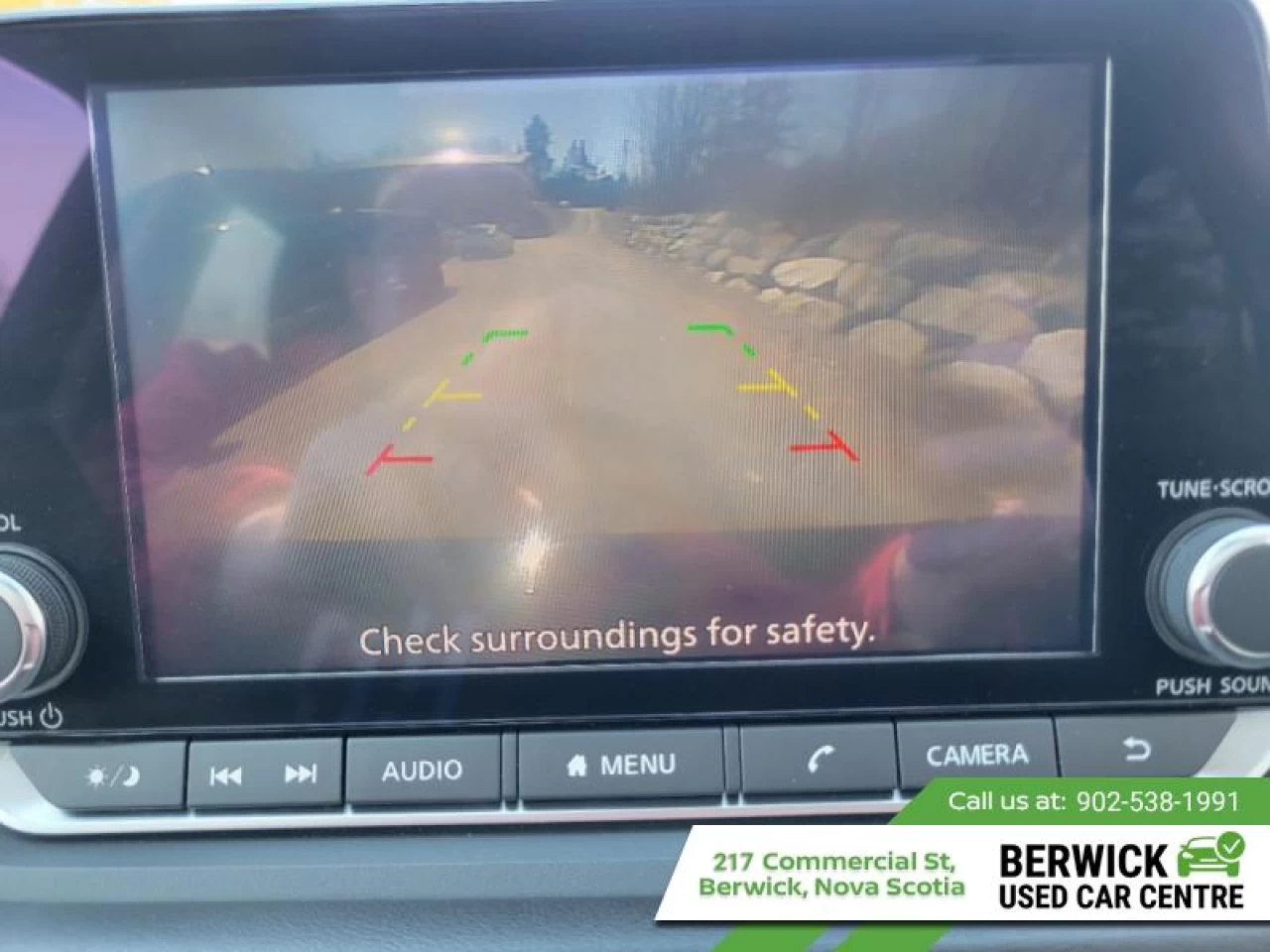 2024 Nissan Rogue SV Moonroof Main Image