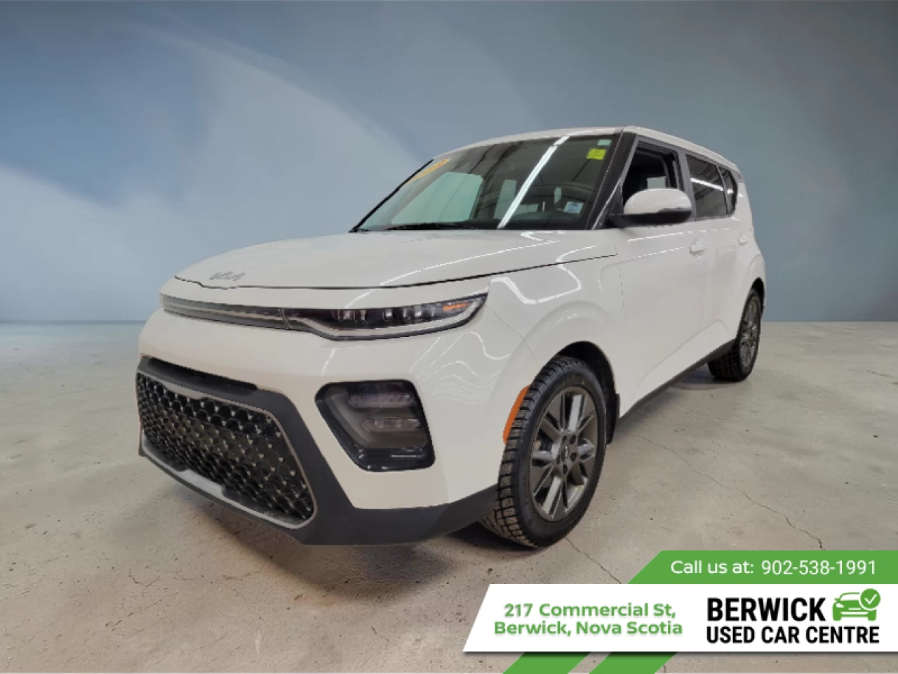 2022 Kia Soul EX+ Main Image