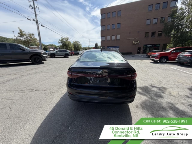 Volkswagen Jetta Comfortline 2025