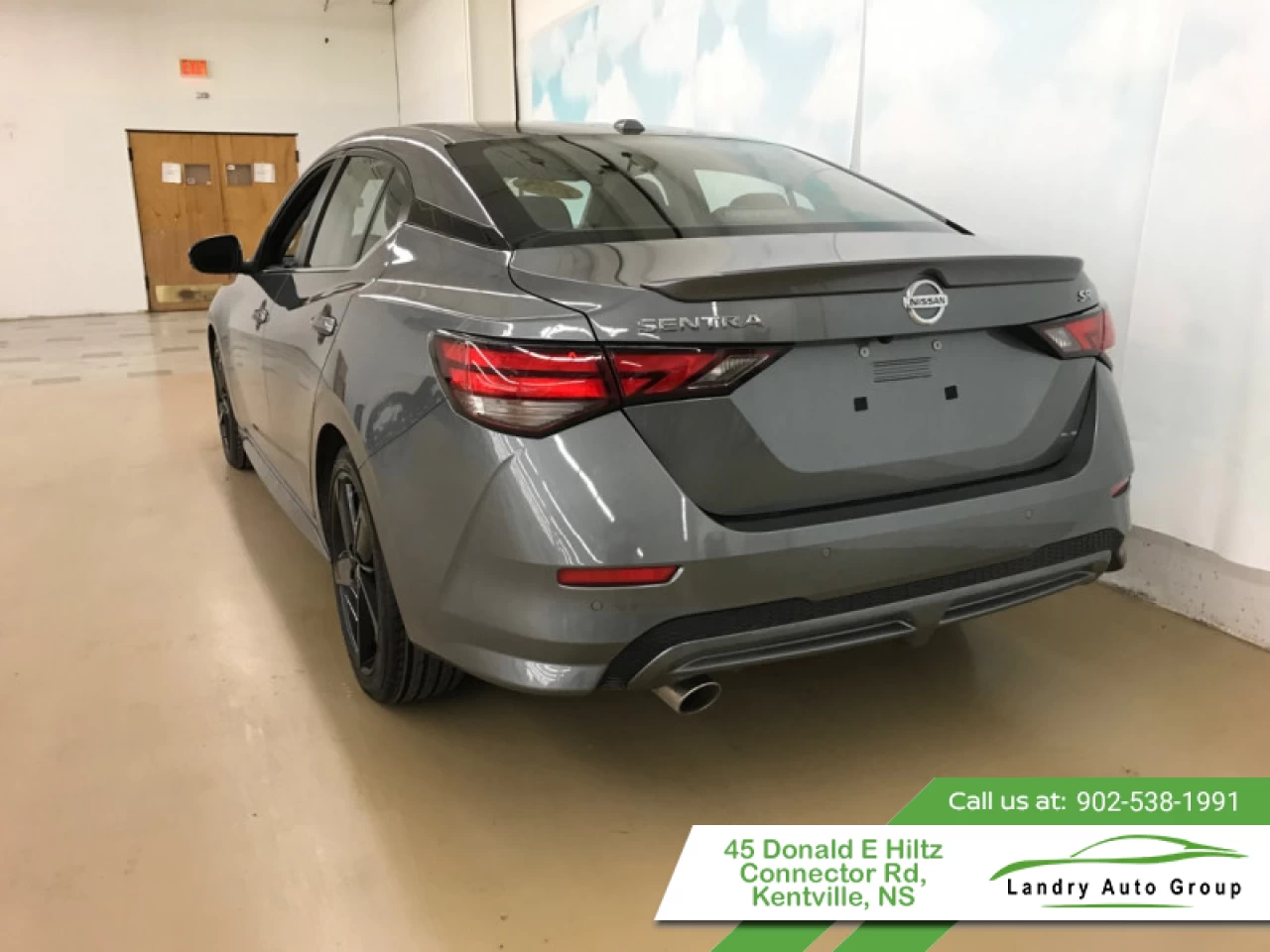 2021 Nissan Sentra SR CVT Main Image