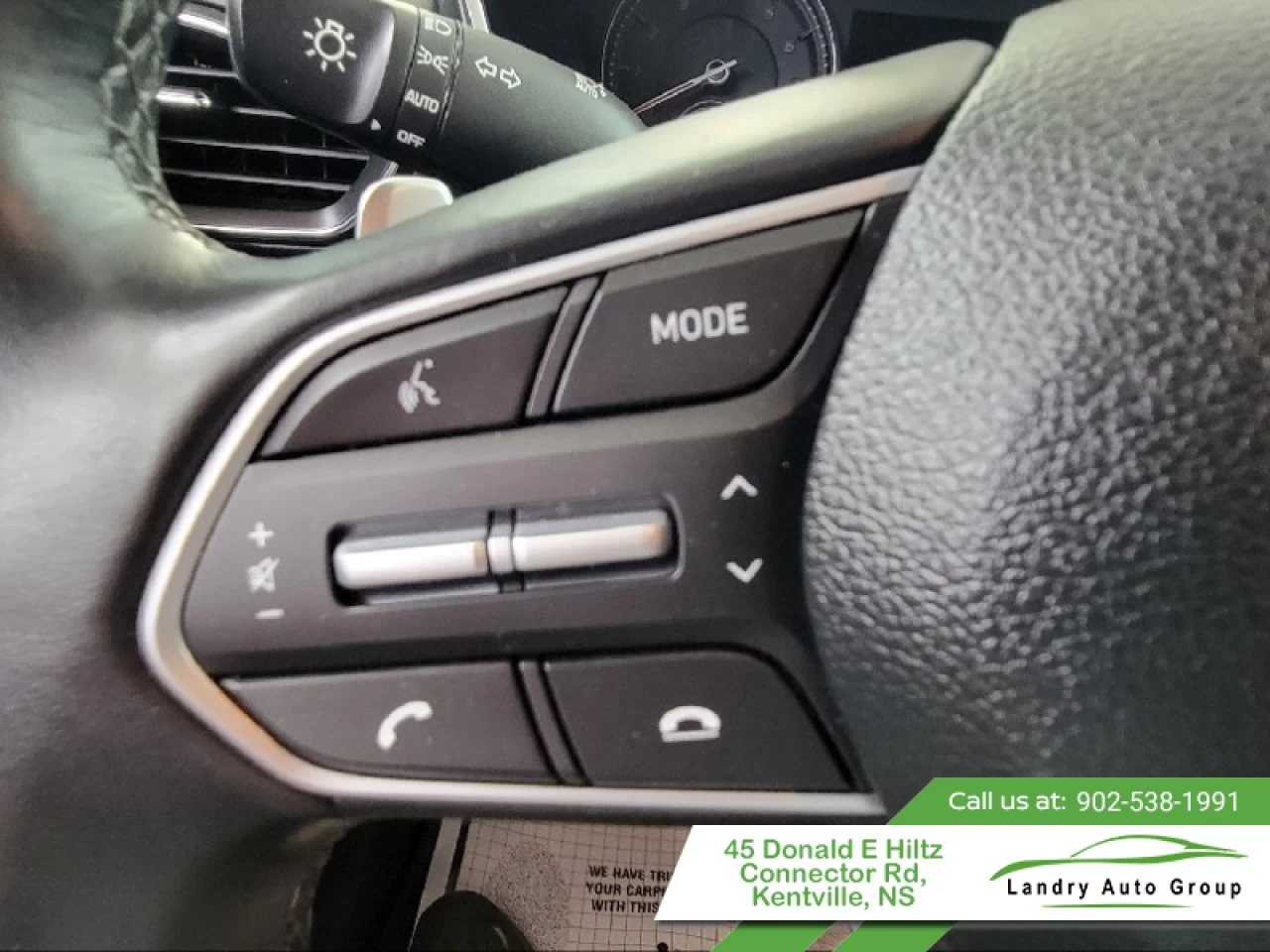 2023 Hyundai Santa Fe Urban AWD Main Image