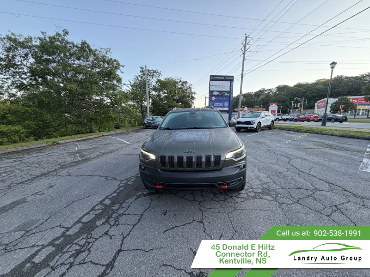 2019 Jeep Cherokee Trailhawk Elite Main Image