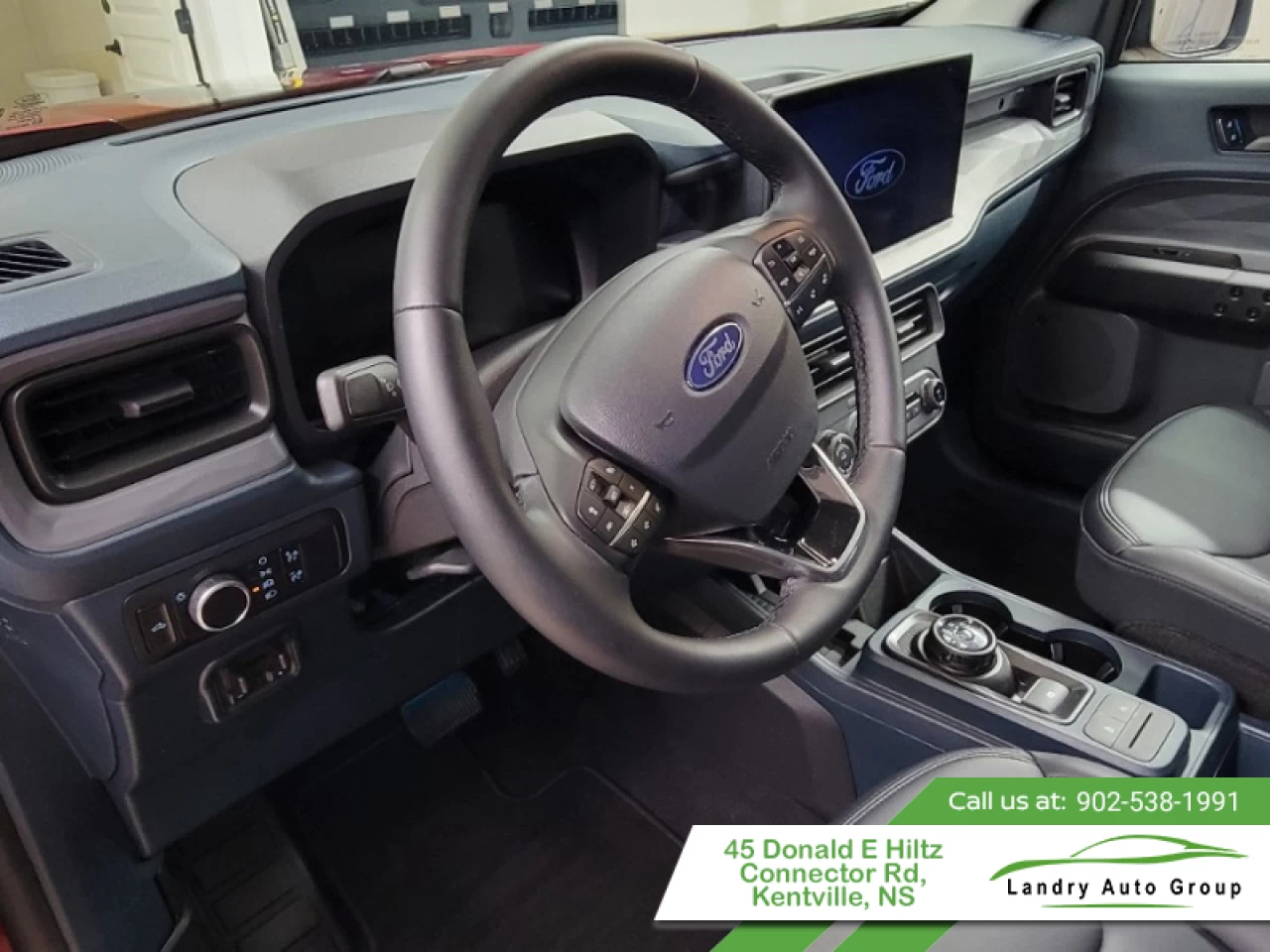 2025 Ford Maverick Lariat Main Image