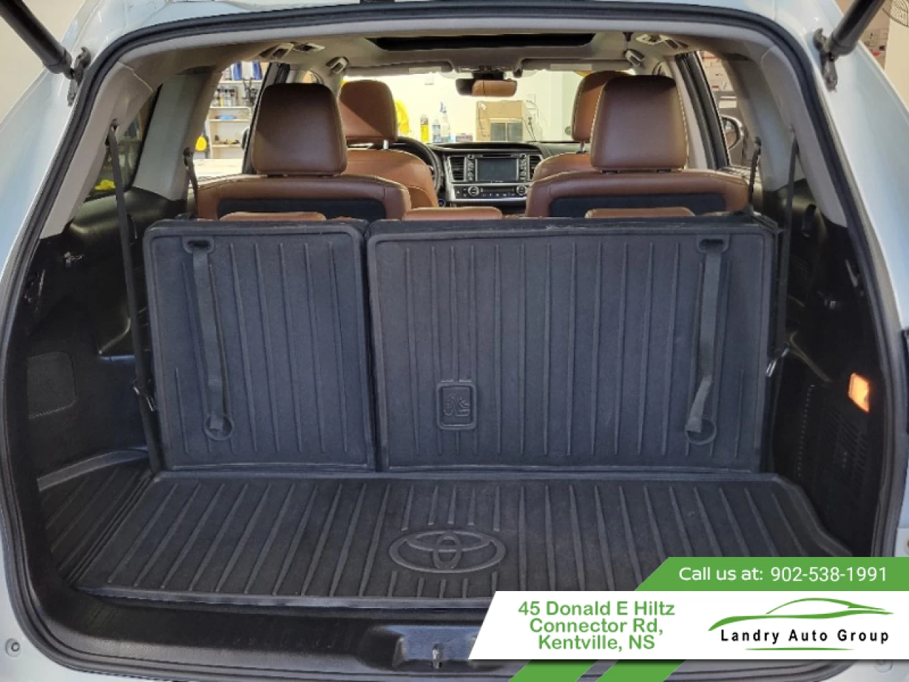 2018 Toyota Highlander Limited AWD Main Image