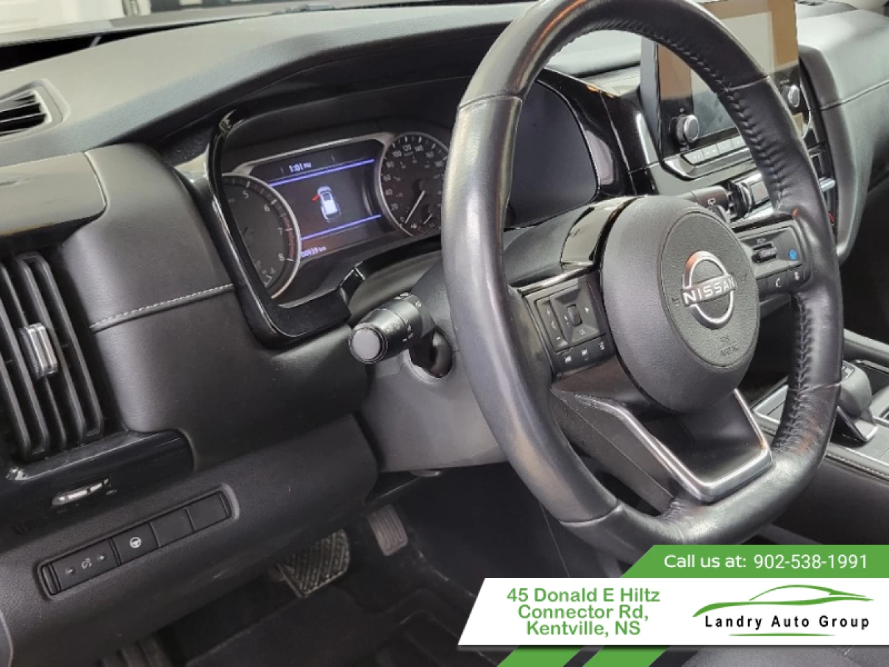 2022 Nissan Pathfinder S Main Image