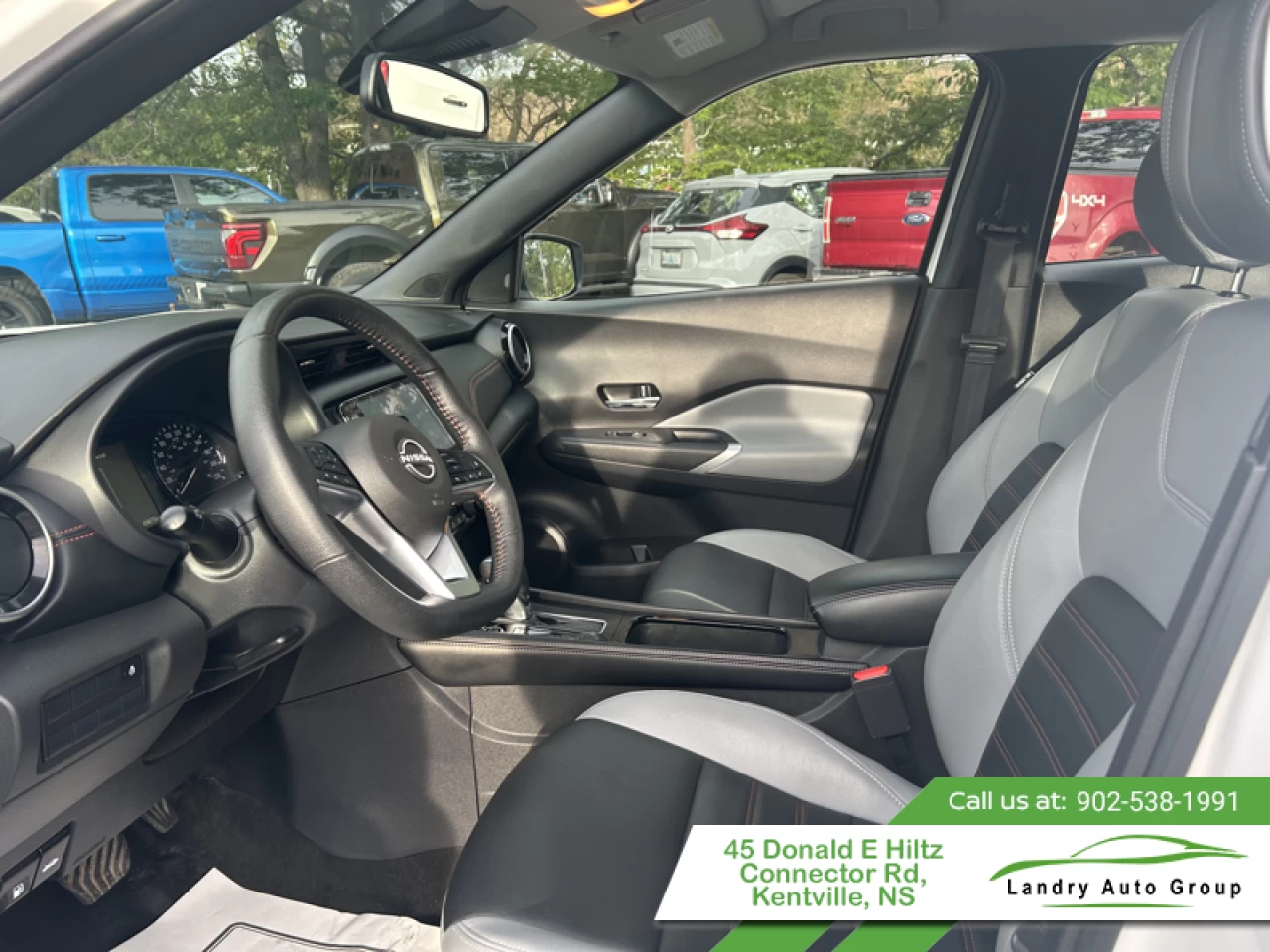 2024 Nissan Kicks SR Main Image