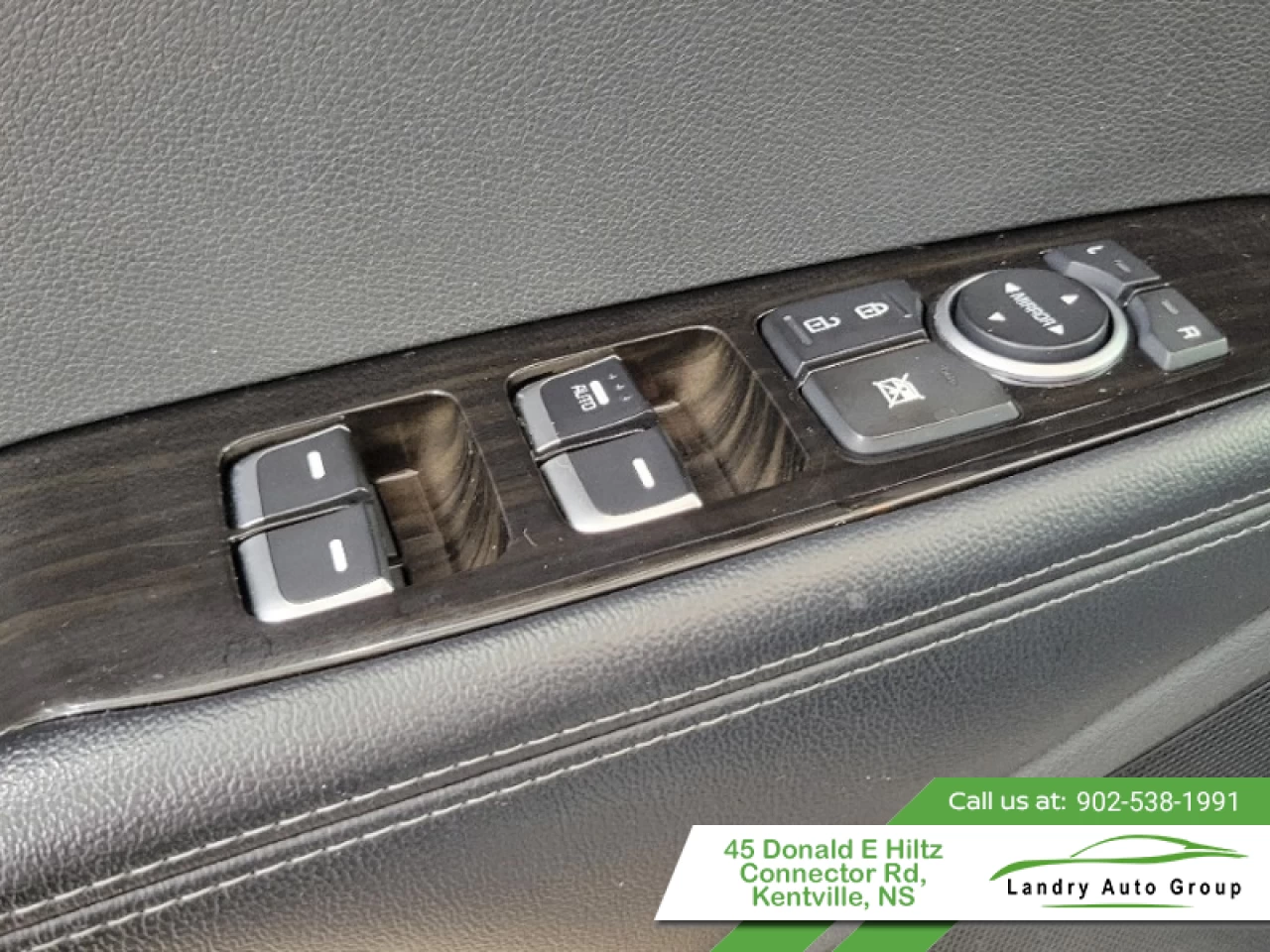 2019 Kia Sorento EX 2.4 AWD Main Image