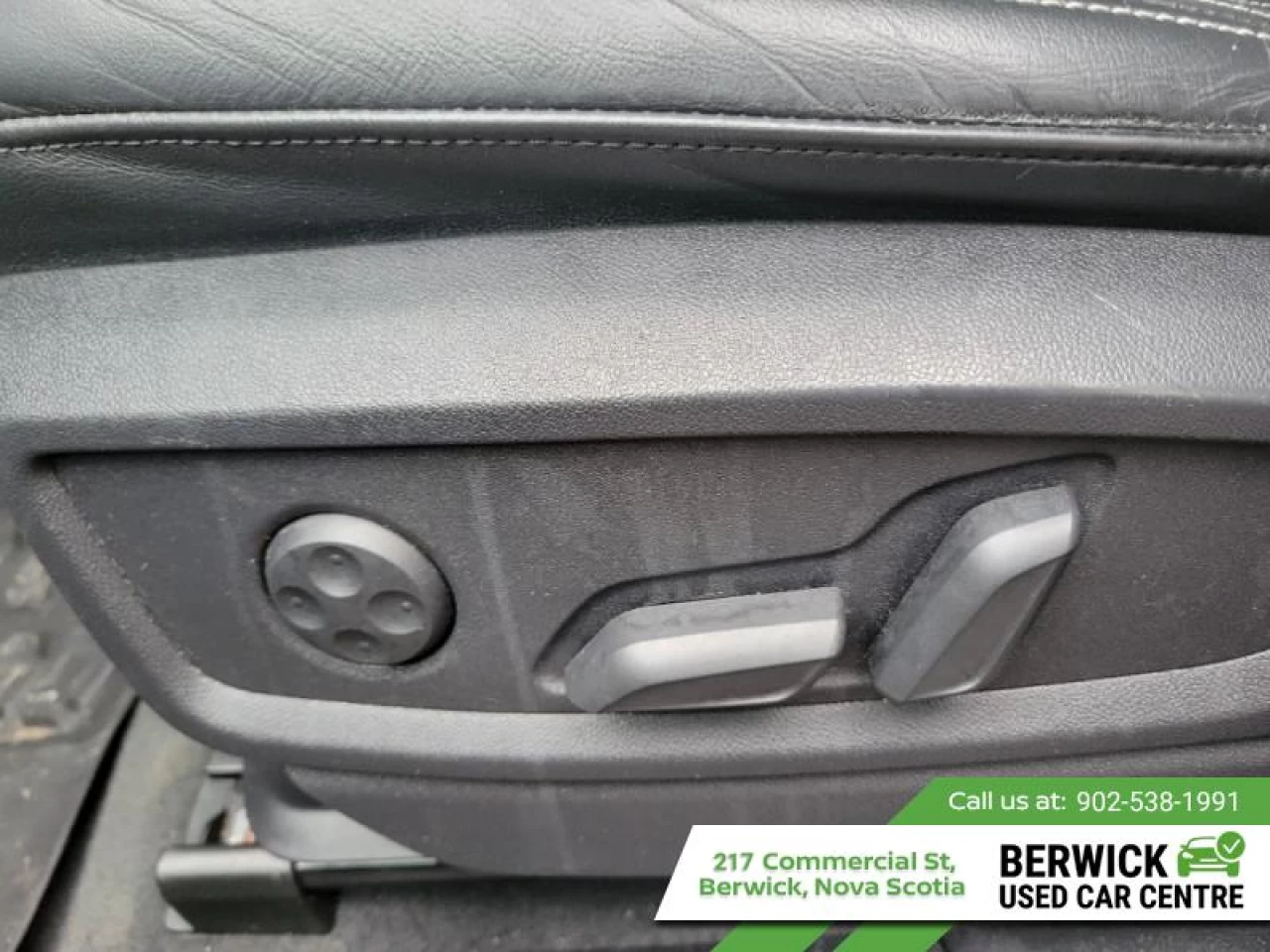 2023 Audi Q5 Komfort 40 TFSI quattro Main Image