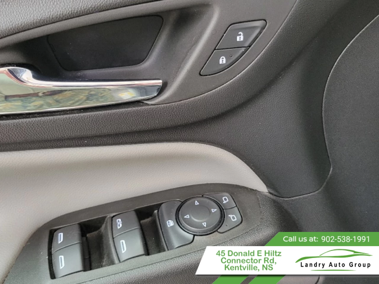 2023 Chevrolet Equinox LT Main Image