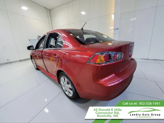 Mitsubishi Lancer ES 2017