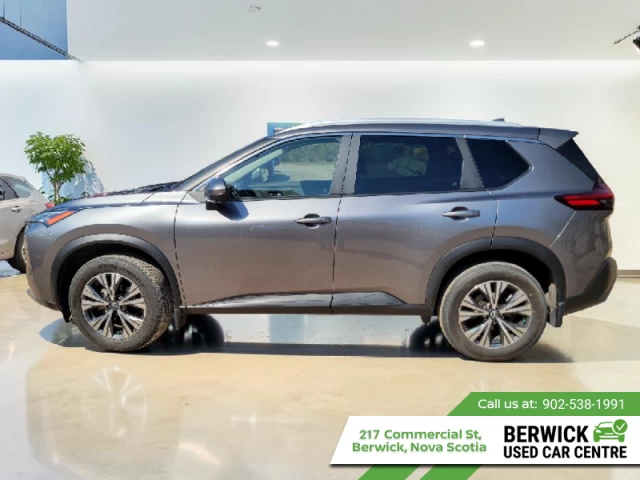 Nissan Rogue SV Moonroof 2023