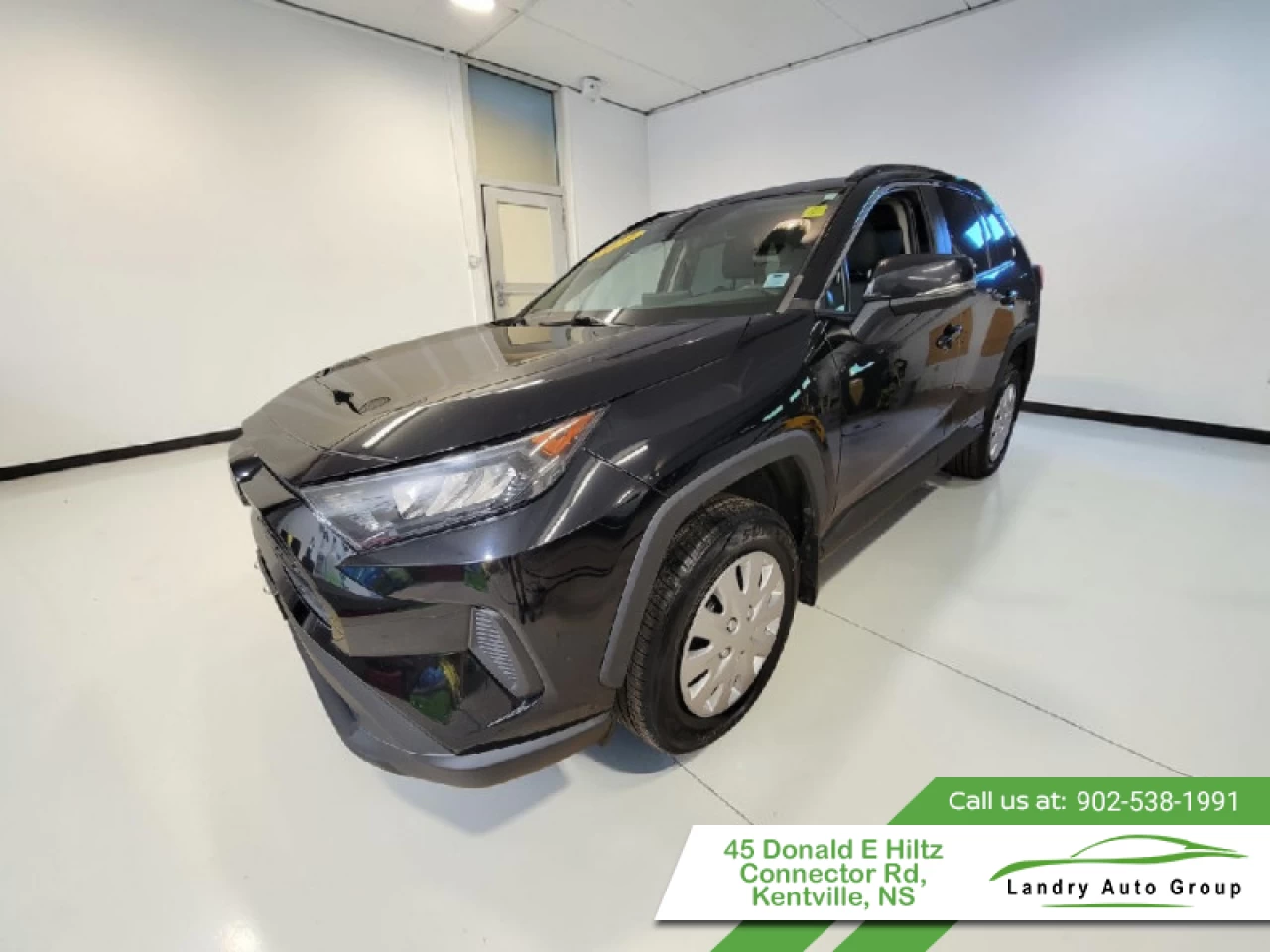 2019 Toyota RAV4 FWD LE Main Image