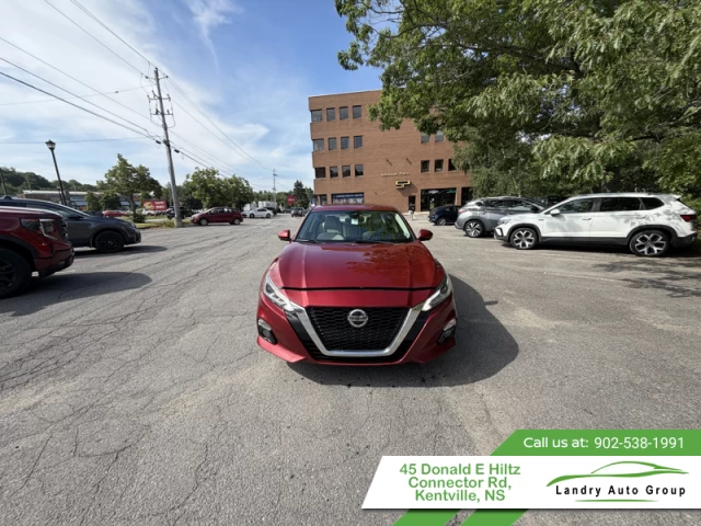 Nissan Altima Platinum 2022