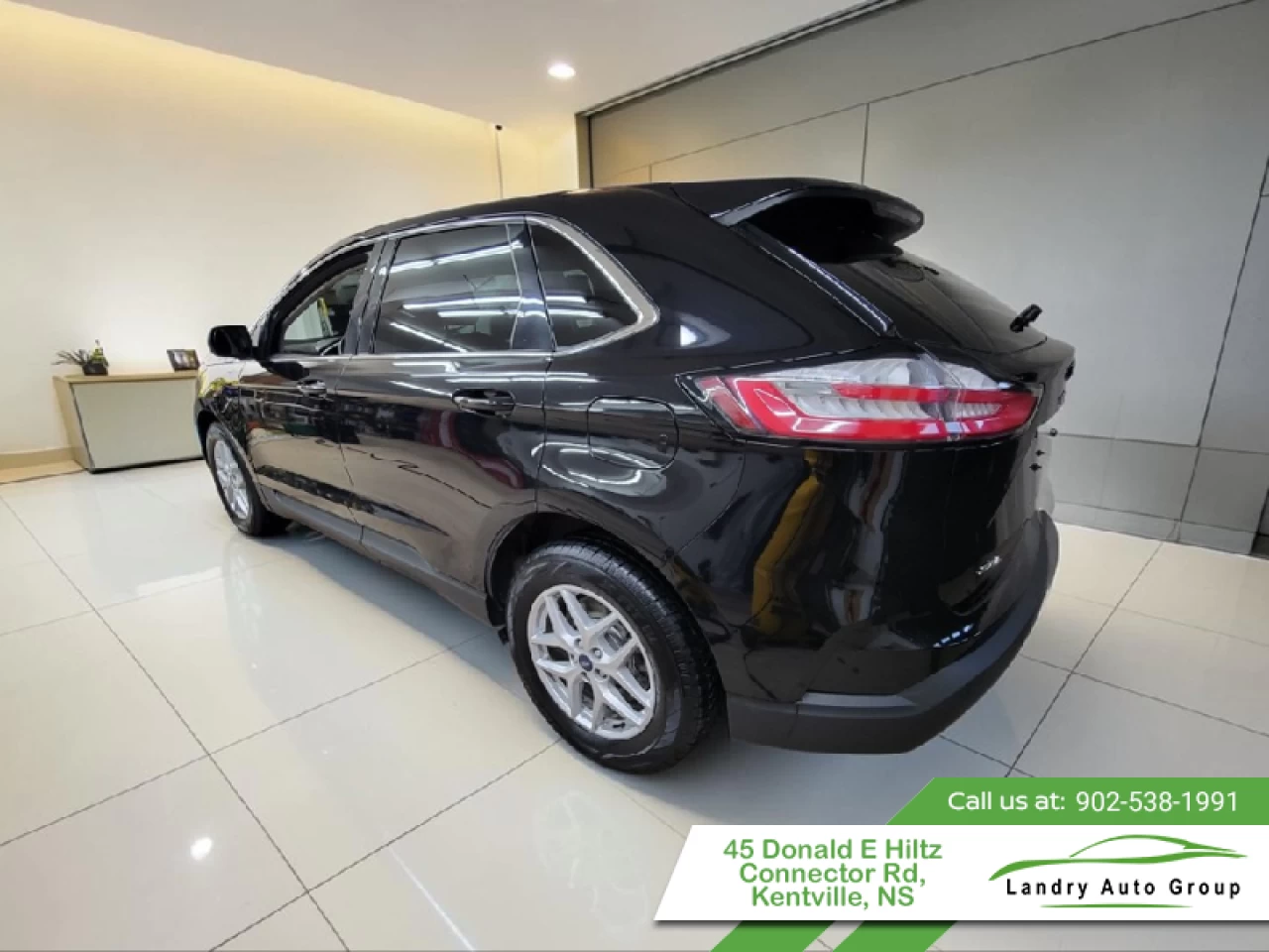 2021 Ford Edge SEL Main Image