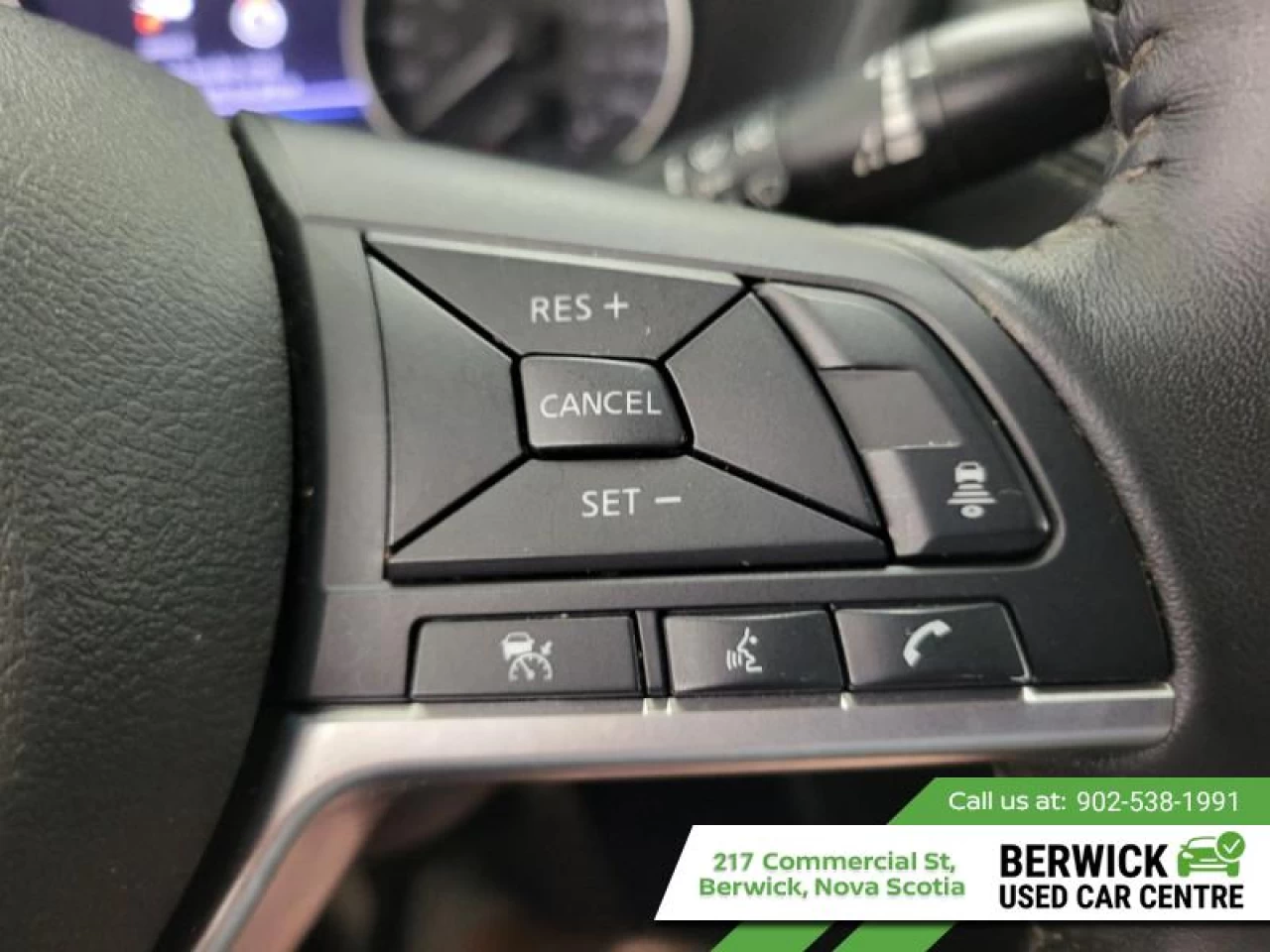 2020 Nissan Sentra SV CVT Main Image