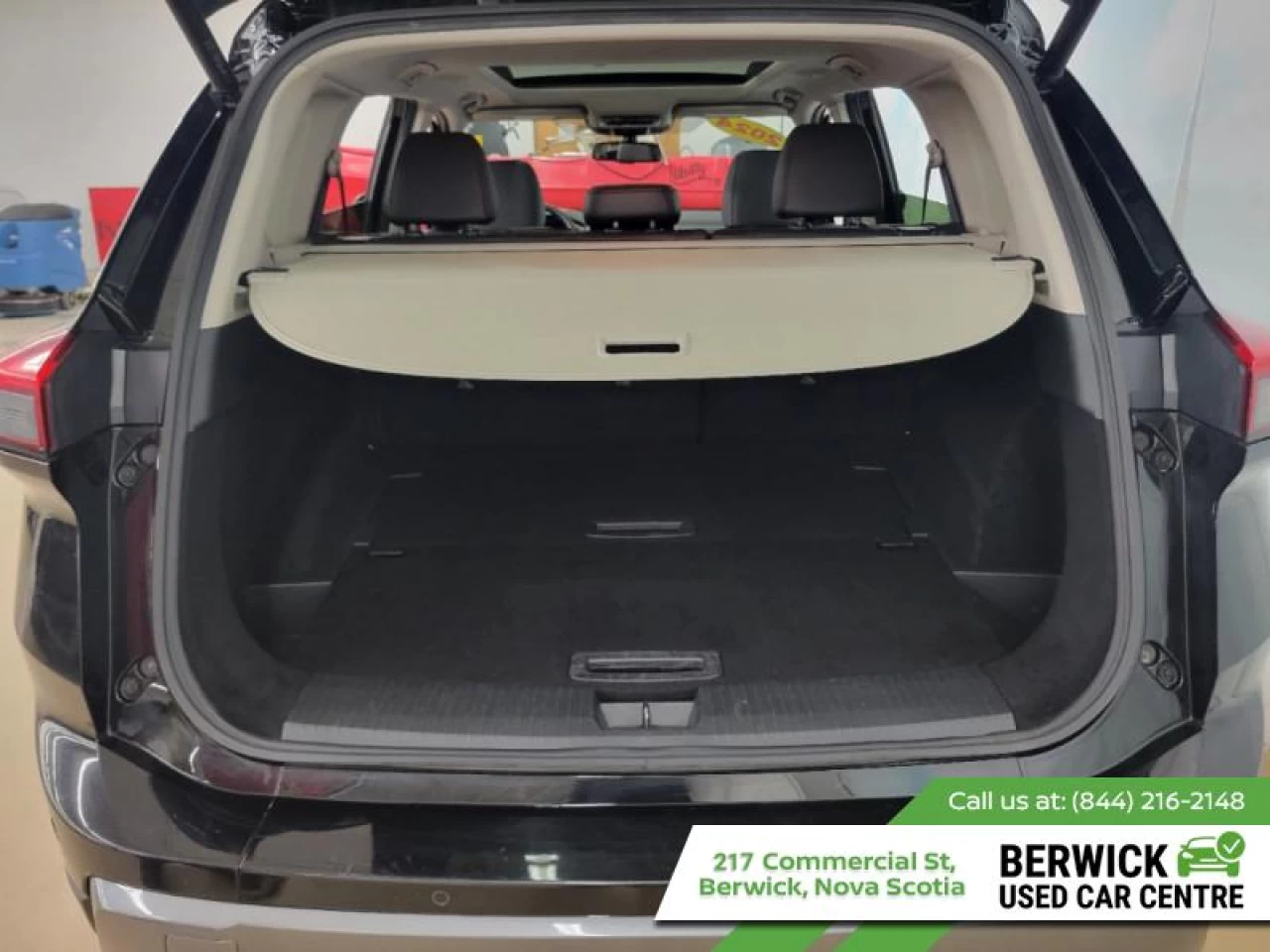 2024 Nissan Rogue SL Main Image