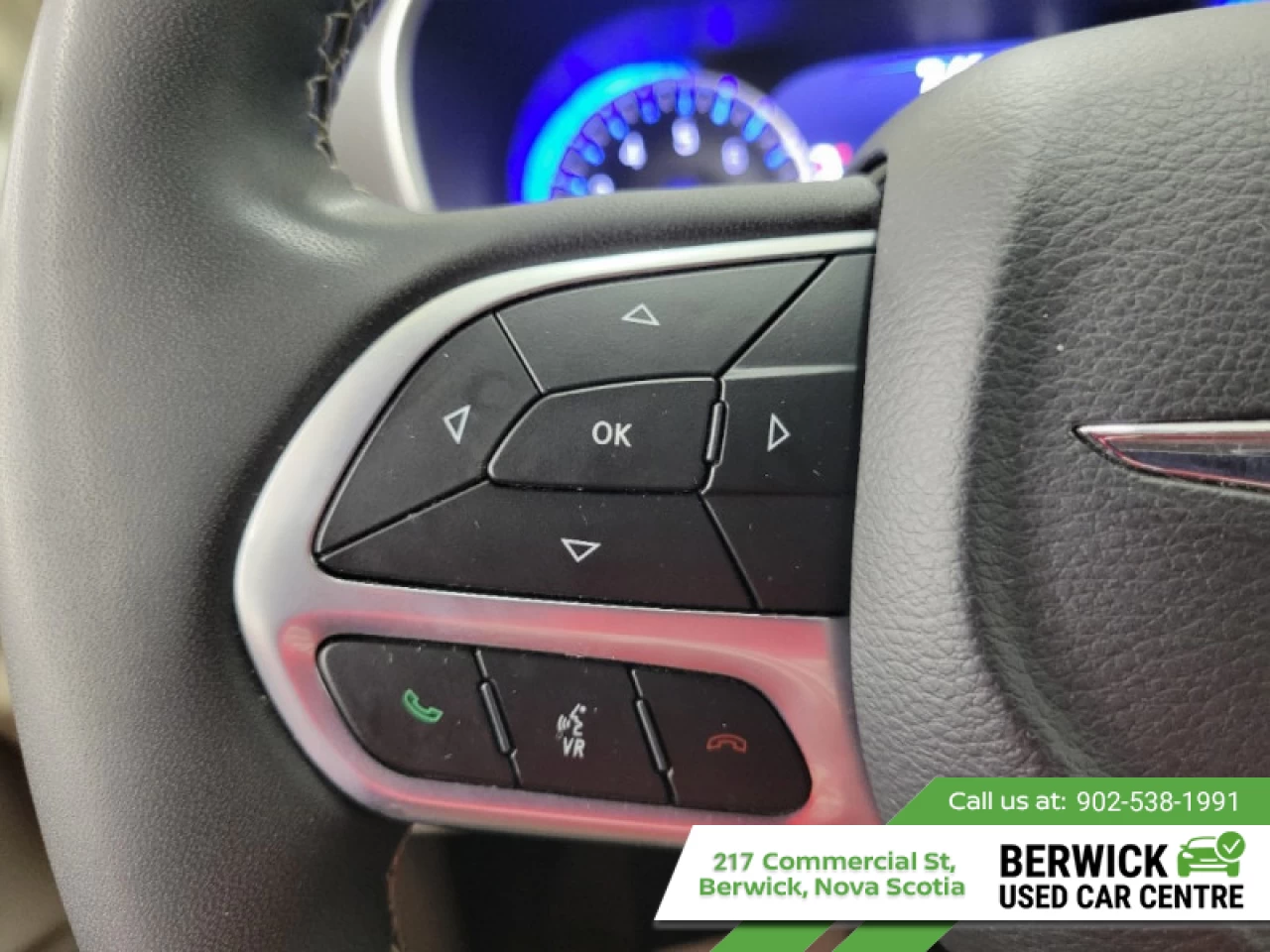 2023 Chrysler Pacifica Touring L Main Image