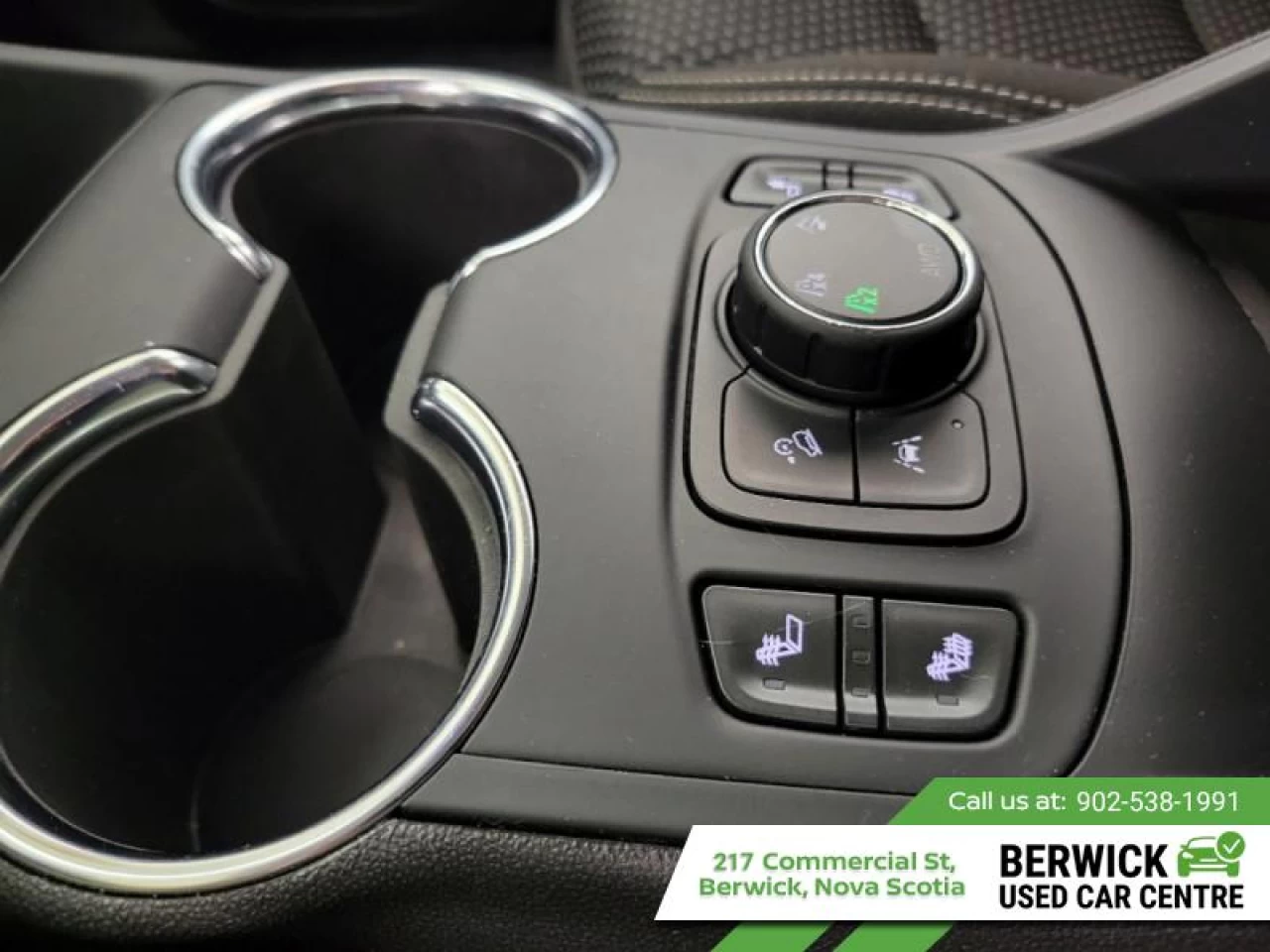 2024 GMC Terrain SLE Main Image