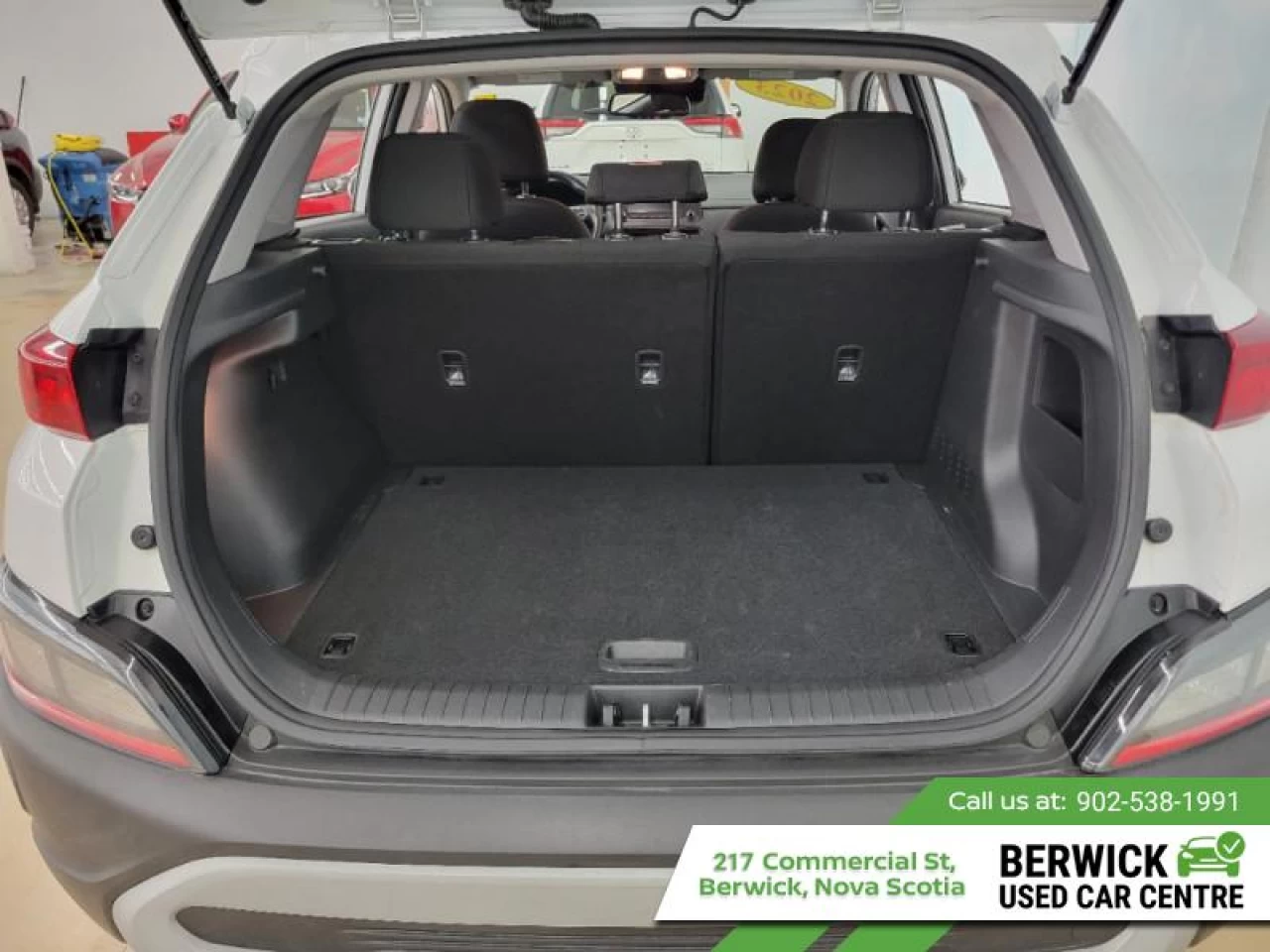 2023 Hyundai Kona 2.0L Preferred AWD Main Image