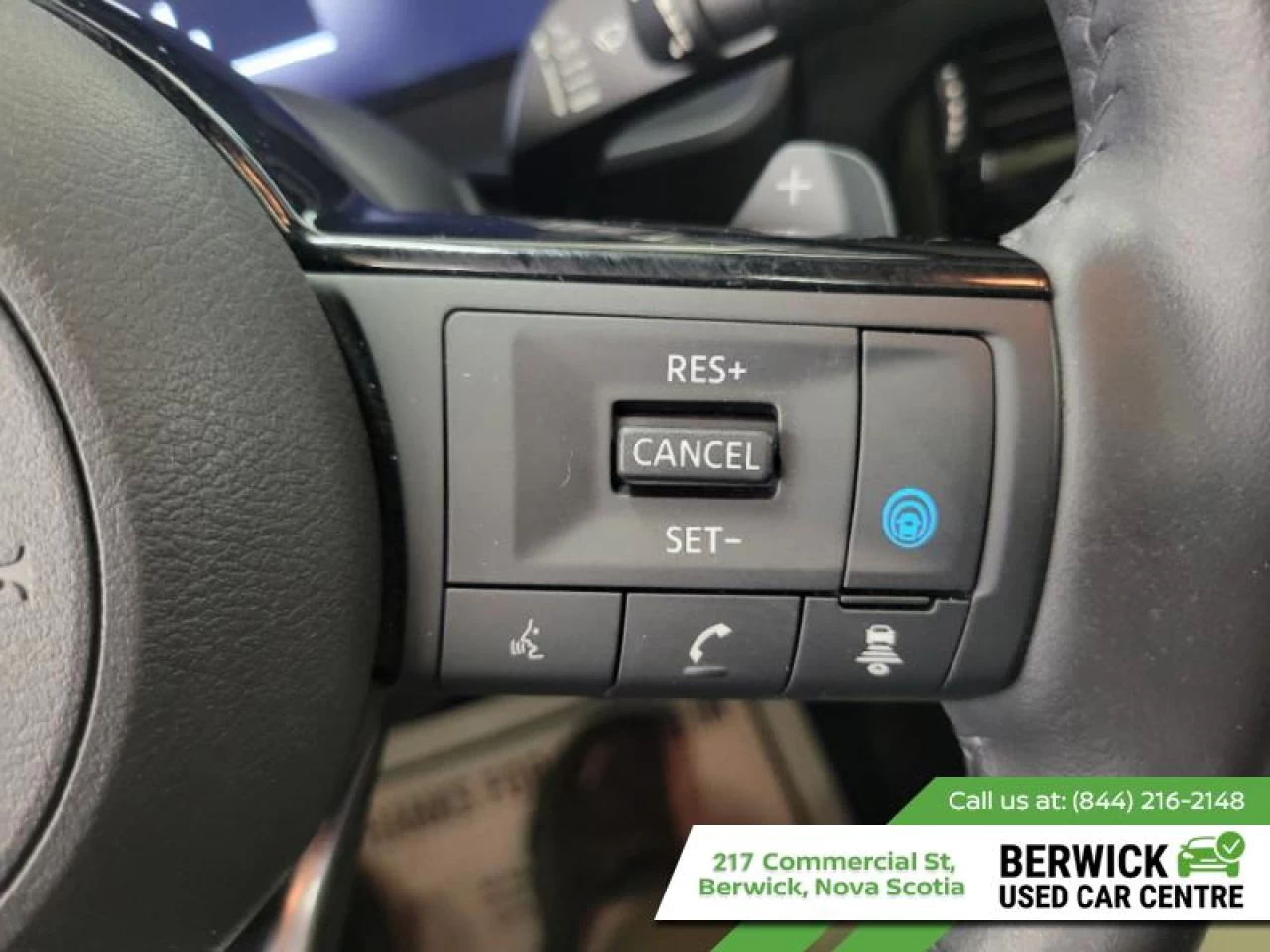 2024 Nissan Rogue SL Main Image