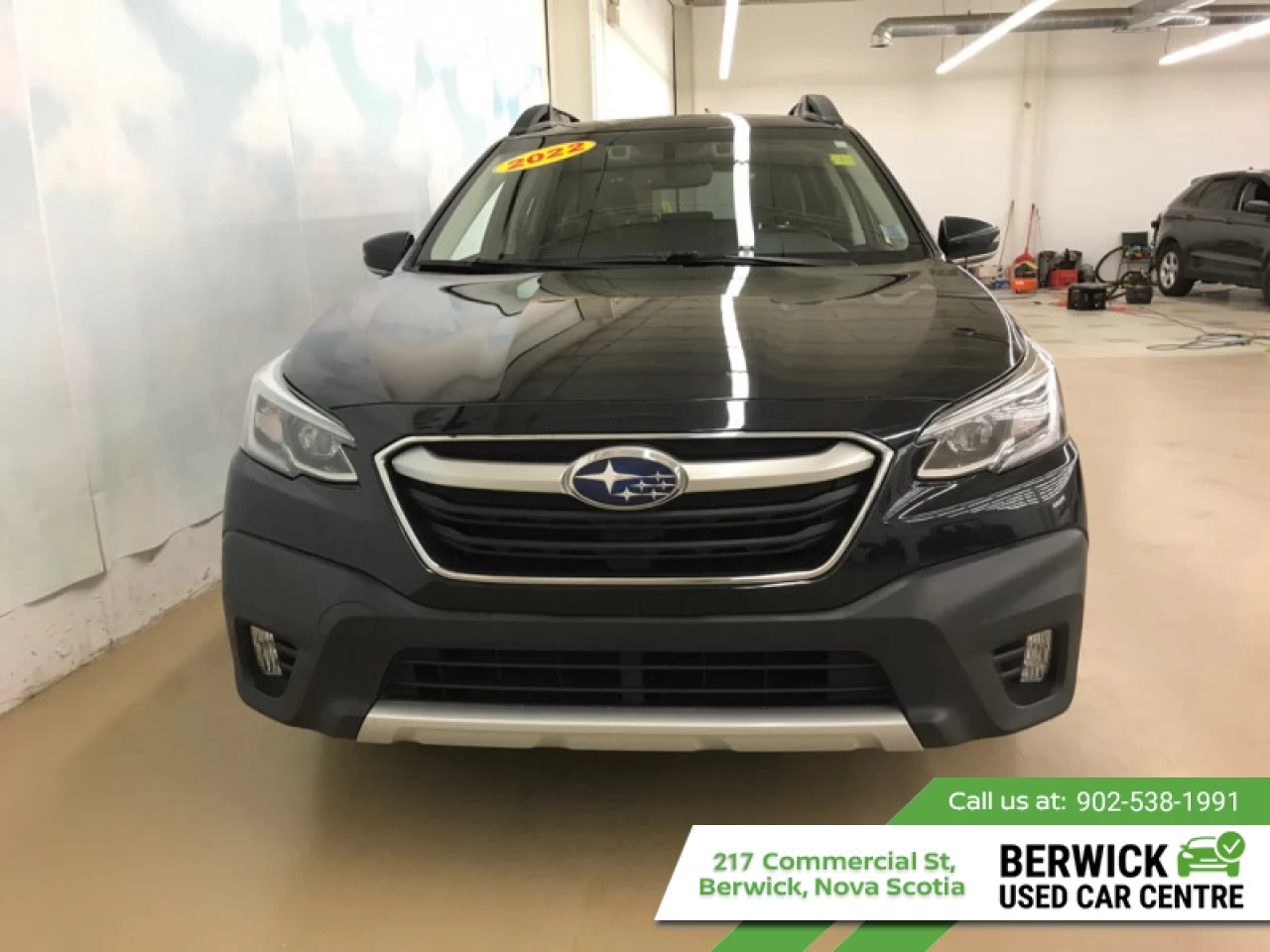 2022 Subaru Outback Limited Main Image