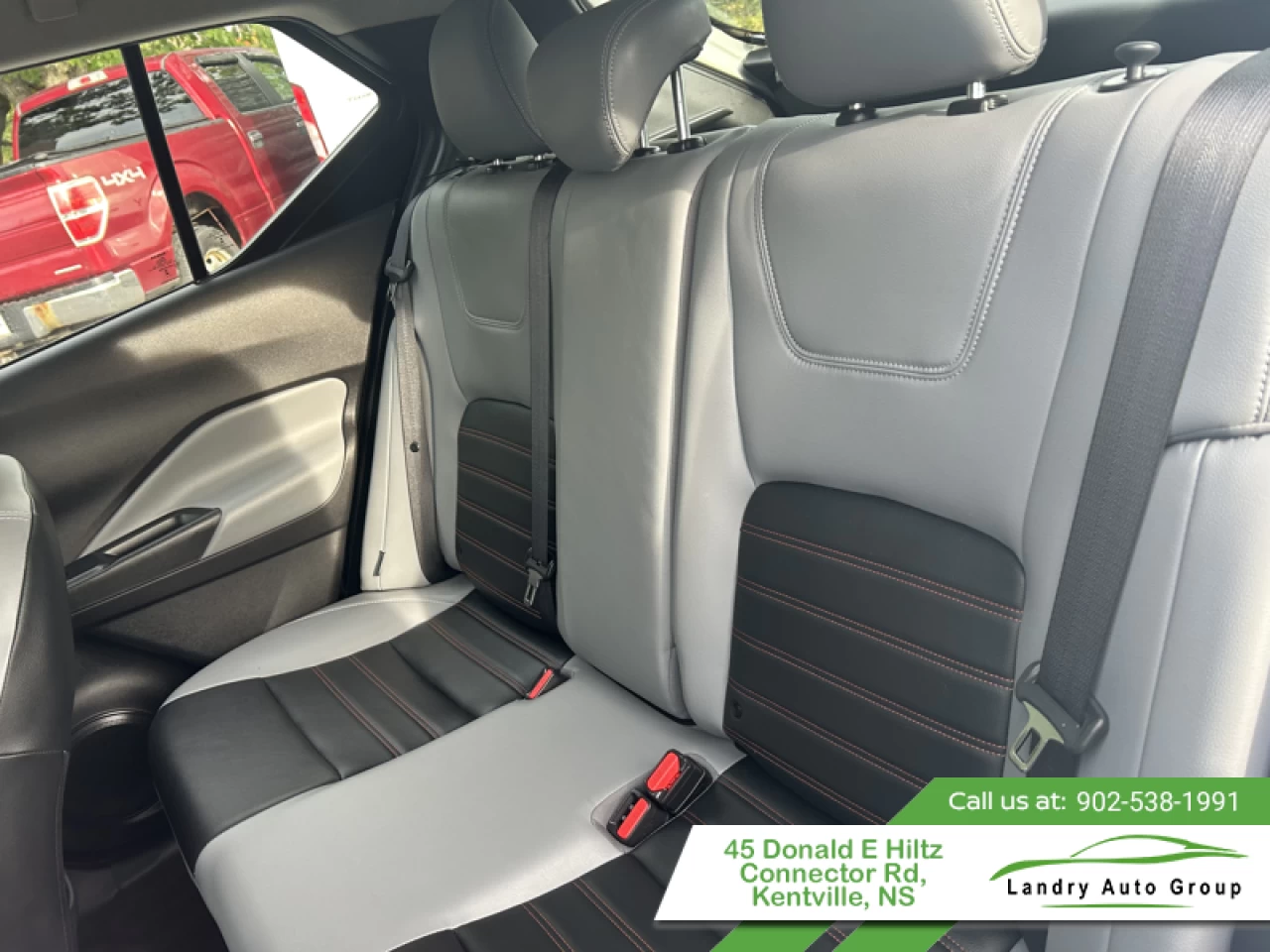 2024 Nissan Kicks SR Main Image