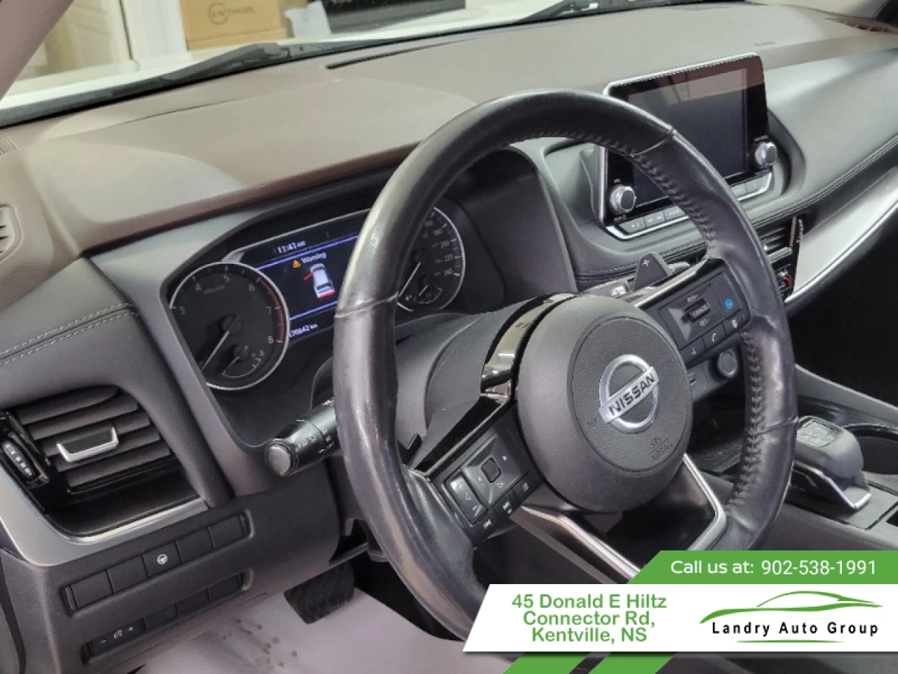 2021 Nissan Rogue SV Main Image