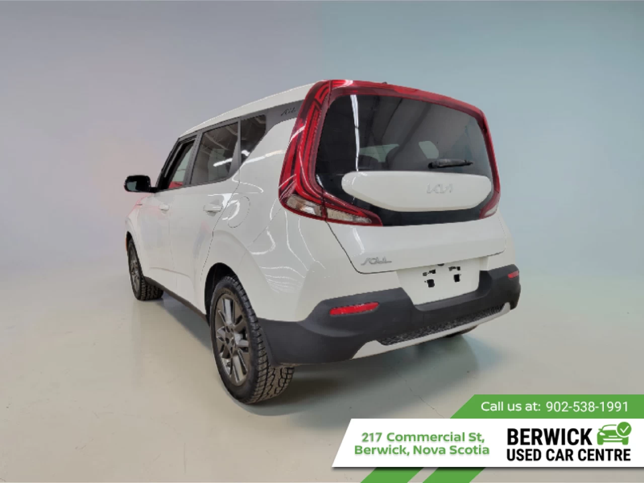 2022 Kia Soul EX+ Main Image