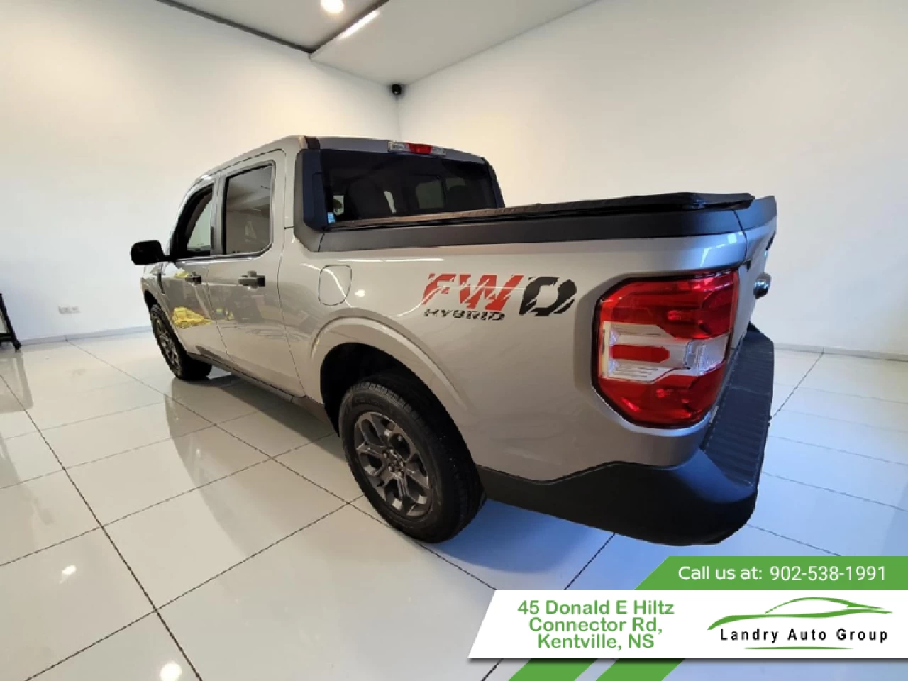 2022 Ford Maverick XLT HYBRID Main Image