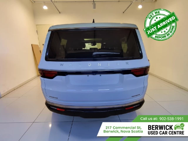 Jeep Wagoneer Series III 2022