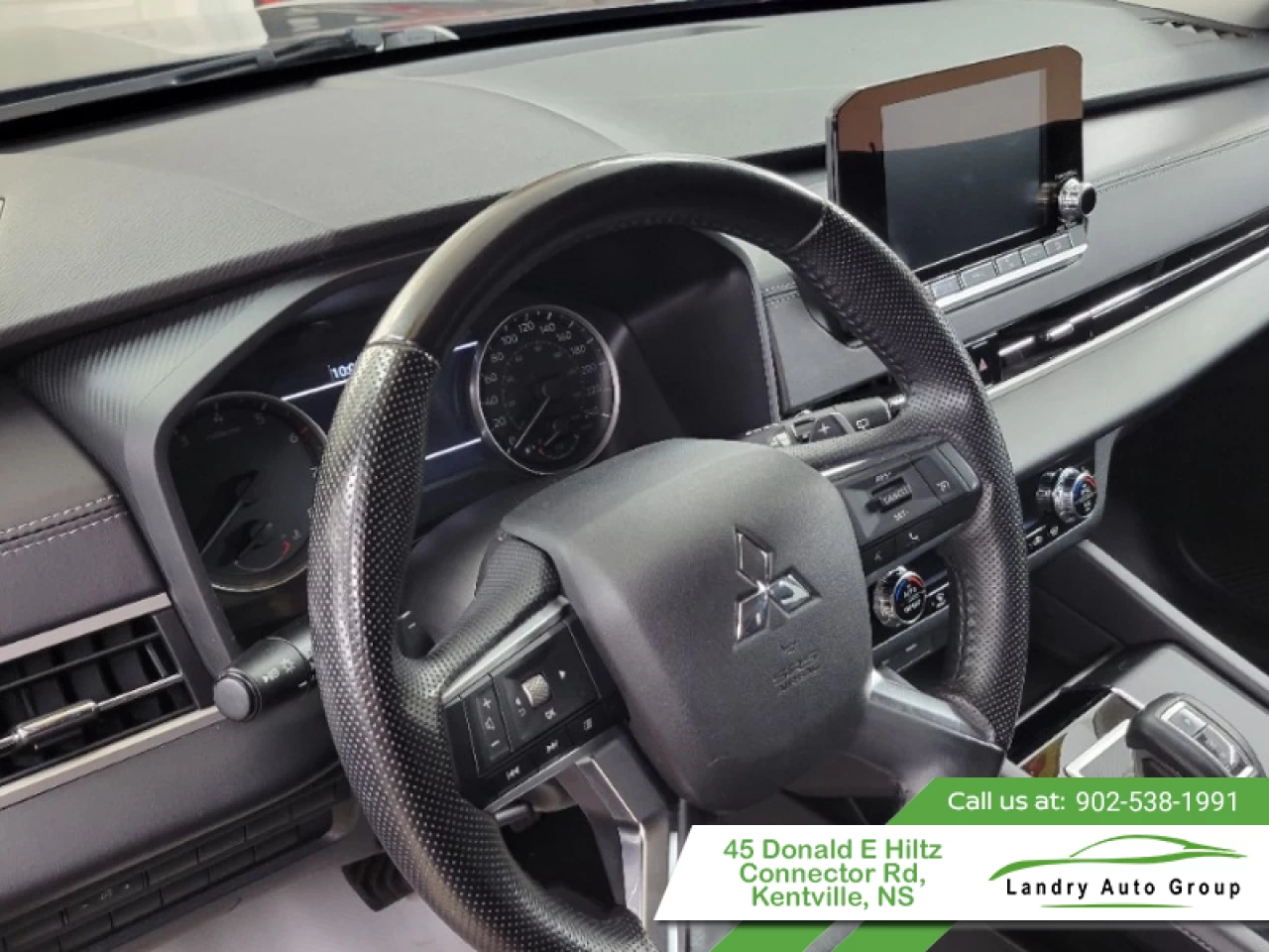 2024 Mitsubishi Outlander ES S-AWC Main Image