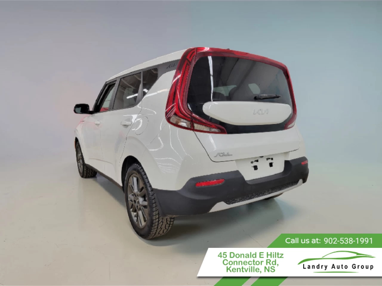 2022 Kia Soul EX+ Main Image