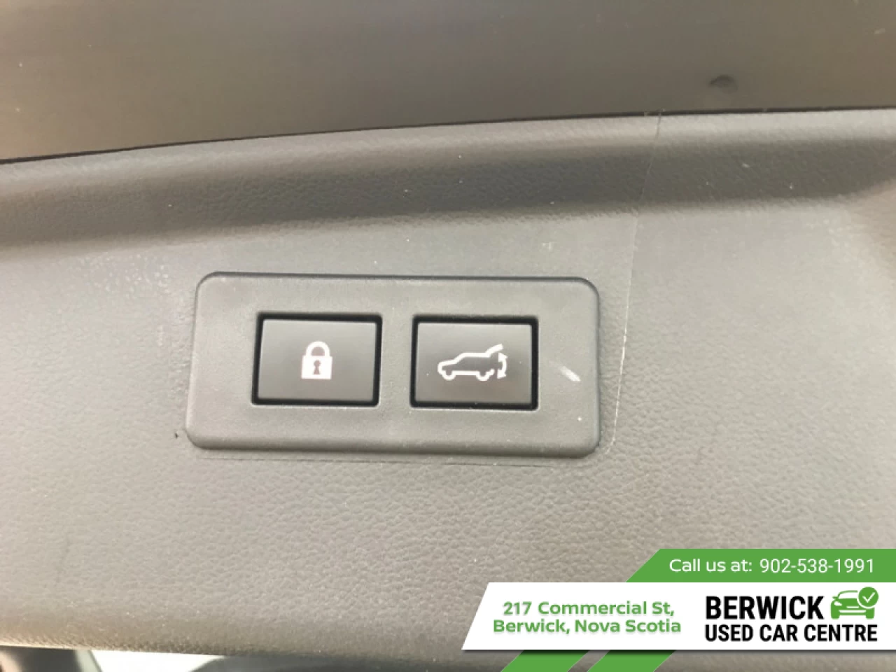 2022 Subaru Outback Limited Main Image