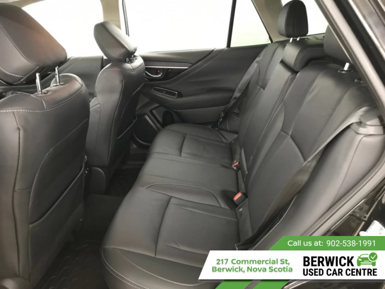 2022 Subaru Outback Limited Main Image
