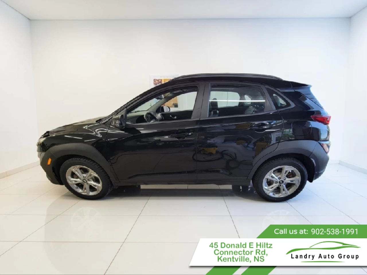 2022 Hyundai Kona 2.0L Preferred AWD w/Sun & Leather Package Main Image