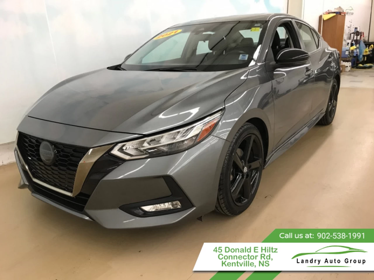 2021 Nissan Sentra SR CVT Main Image
