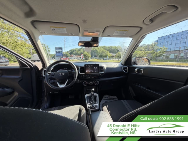 Hyundai Venue Preferred IVT 2025
