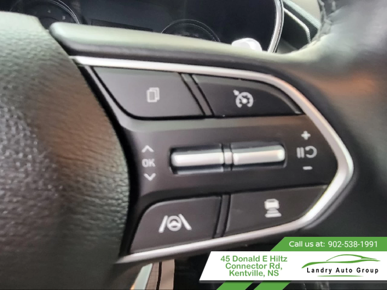 2023 Hyundai Santa Fe Urban AWD Main Image