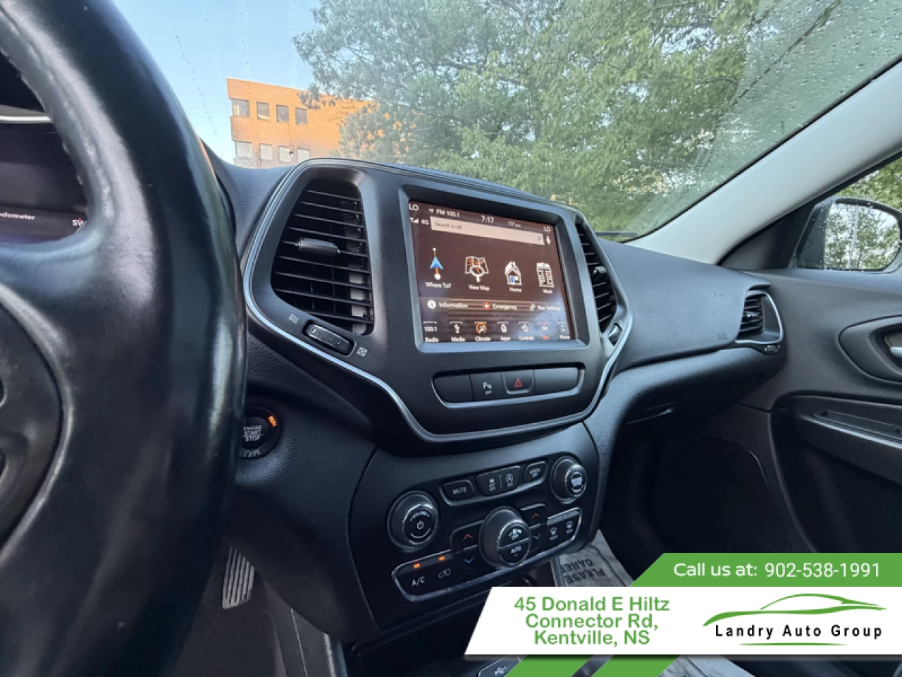2019 Jeep Cherokee Trailhawk Elite Main Image