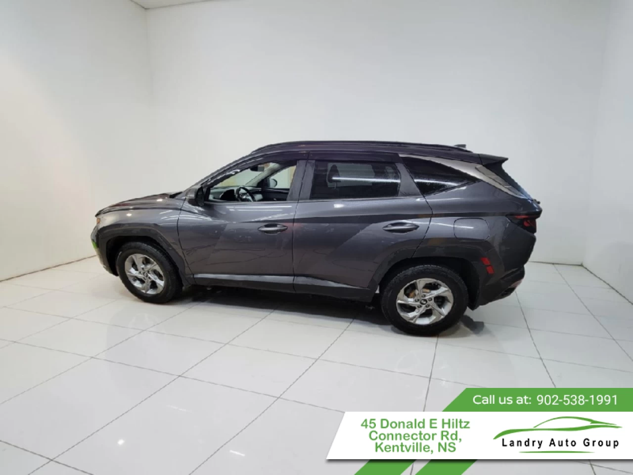 2022 Hyundai Tucson Preferred AWD Main Image