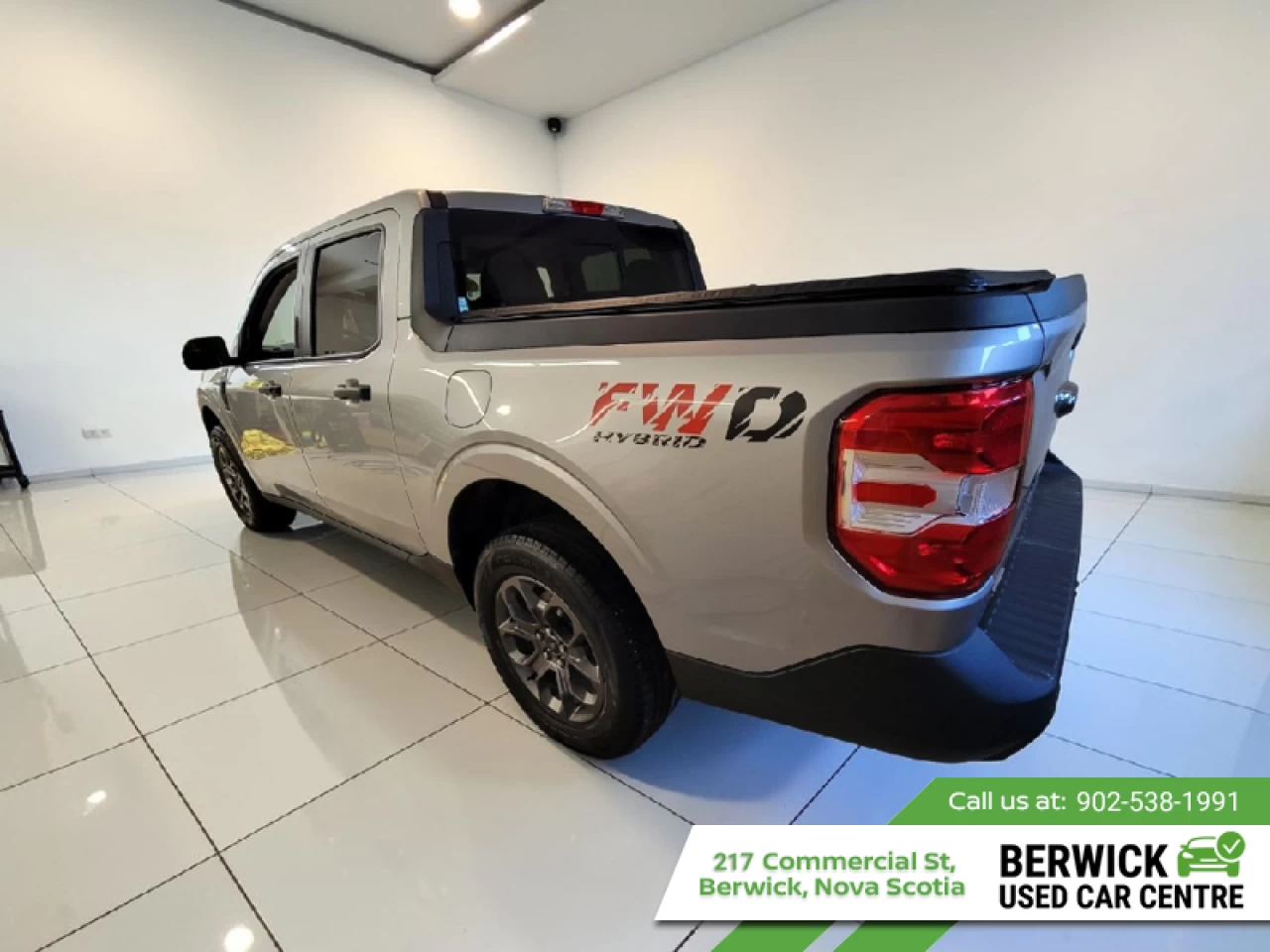 2022 Ford Maverick XLT HYBRID Main Image
