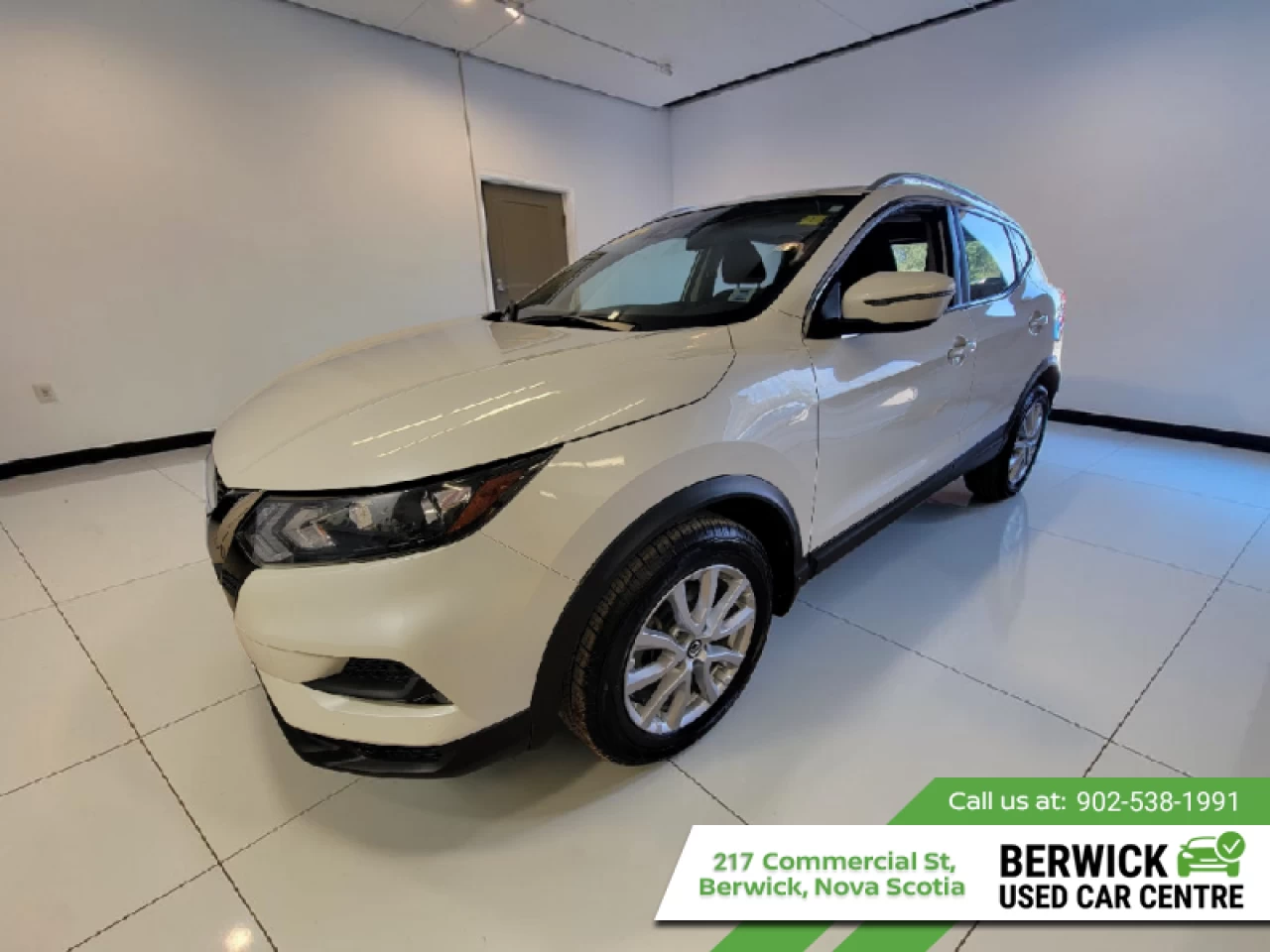 2023 Nissan Qashqai SV AWD Main Image